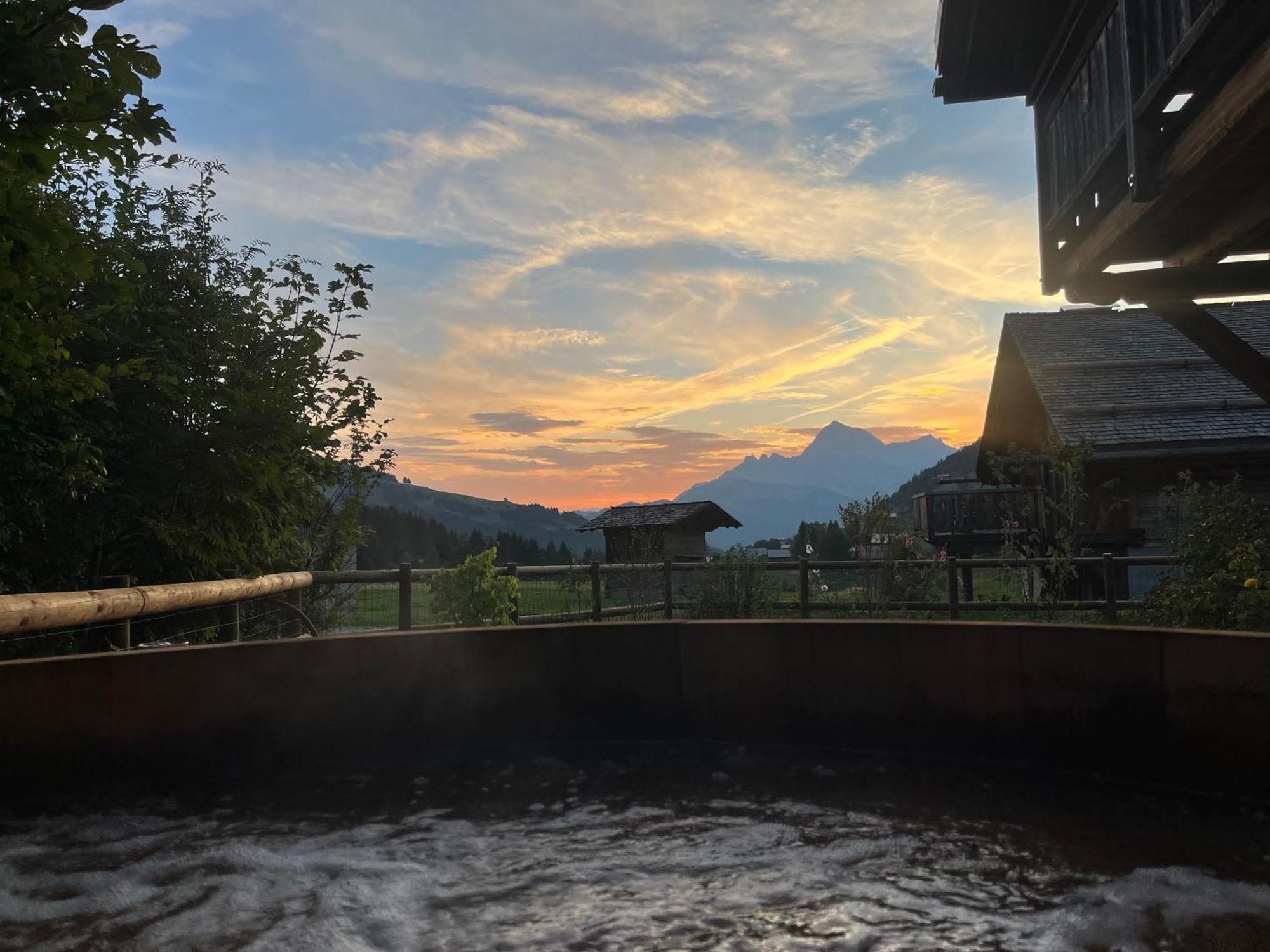 Le Chalet Du Cret - 8 Pers, Tout Confort Avec Jacuzzi Notre-Dame-de-Bellecombe Ngoại thất bức ảnh